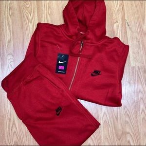 Nike sweatsuit